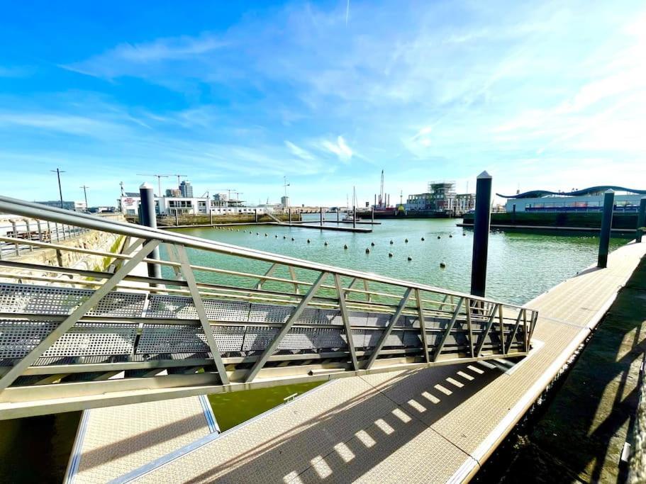 Ostend Chic, Luxe Loftstijl In Oostende Zewnętrze zdjęcie
