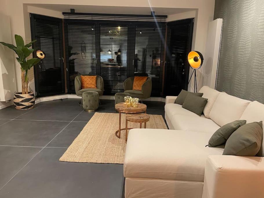 Ostend Chic, Luxe Loftstijl In Oostende Zewnętrze zdjęcie